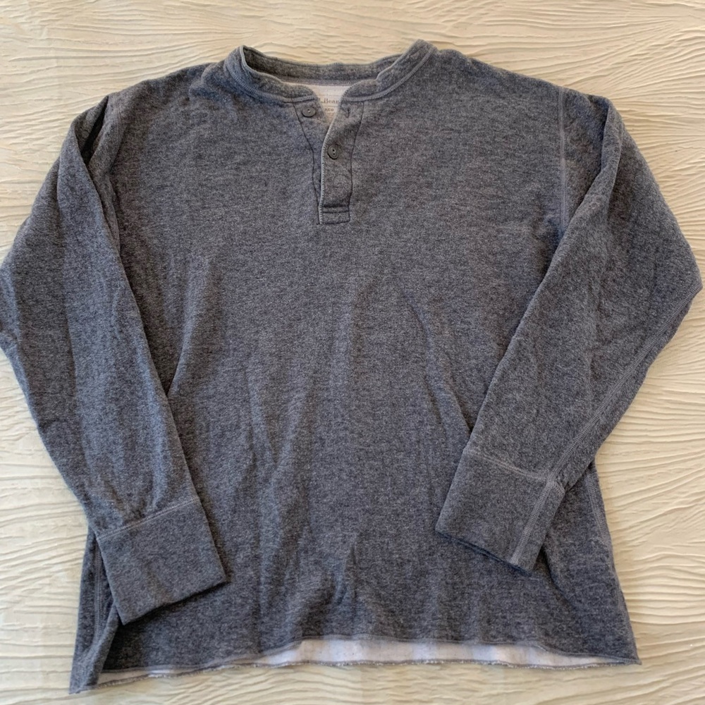 L.L. Bean River Driver Gray wool blend Henley, Made in Canada, size Large